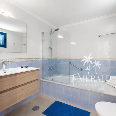 Casa Papagayo Rocas by Emerald Lanzarote * Playa Blanca (Lanzarote)